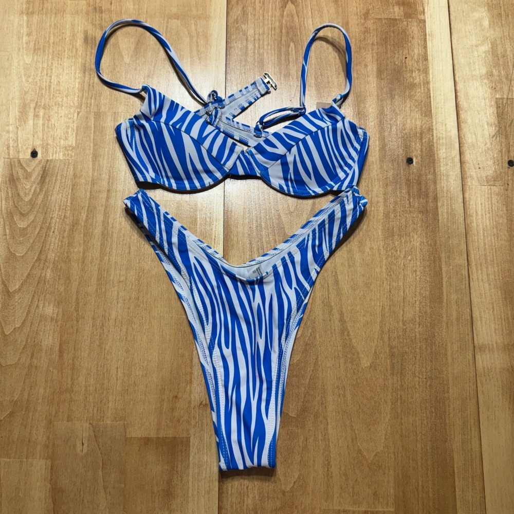 Blue‎ White Zebra Print Bikini Set Underwire High Cut Thong Swimsuit Small
